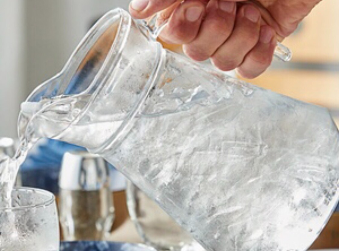 44 oz Glass Pitcher with High Pour Lip