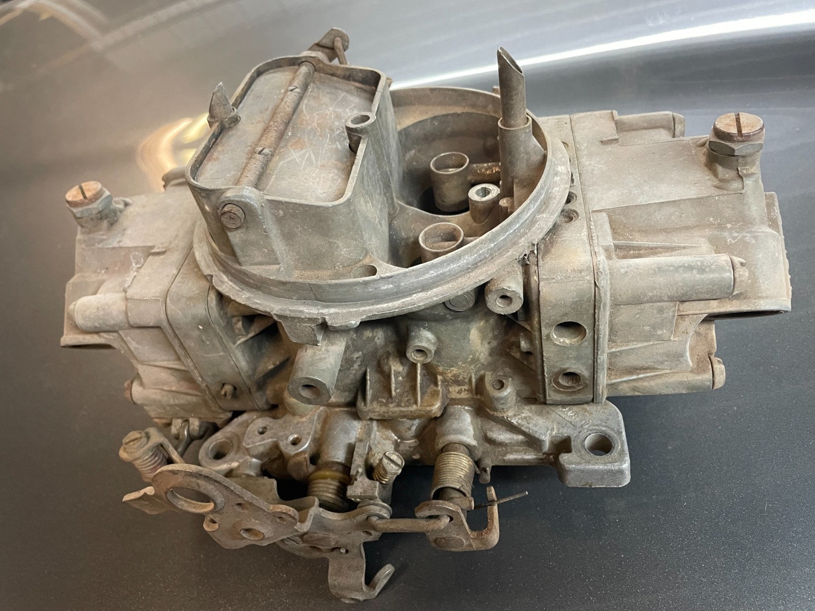 HOLLEY 4771 DOUBLE PUMPER DUAL FEED 650 CFM FOUR BARREL CARBURETOR