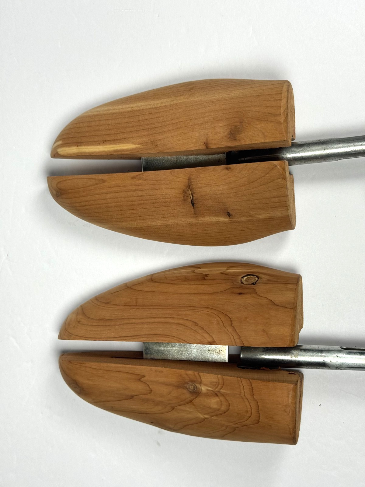 Aromatic Red Cedar Shoe Trees Mens Large Adjustable Split Toe Pair Made in USA