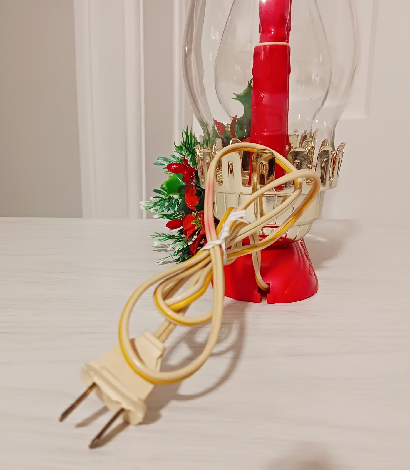 Vintage Christmas Flocked Poinsettia Hurricane Duel Chimney Electric Candle