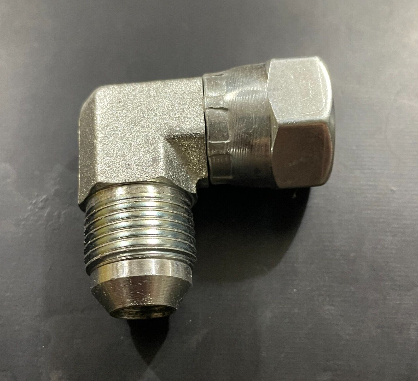 6500-04-04 1/4" Male JIC X 1/4" Female JIC 90 DEGREE ELBOW FITTING