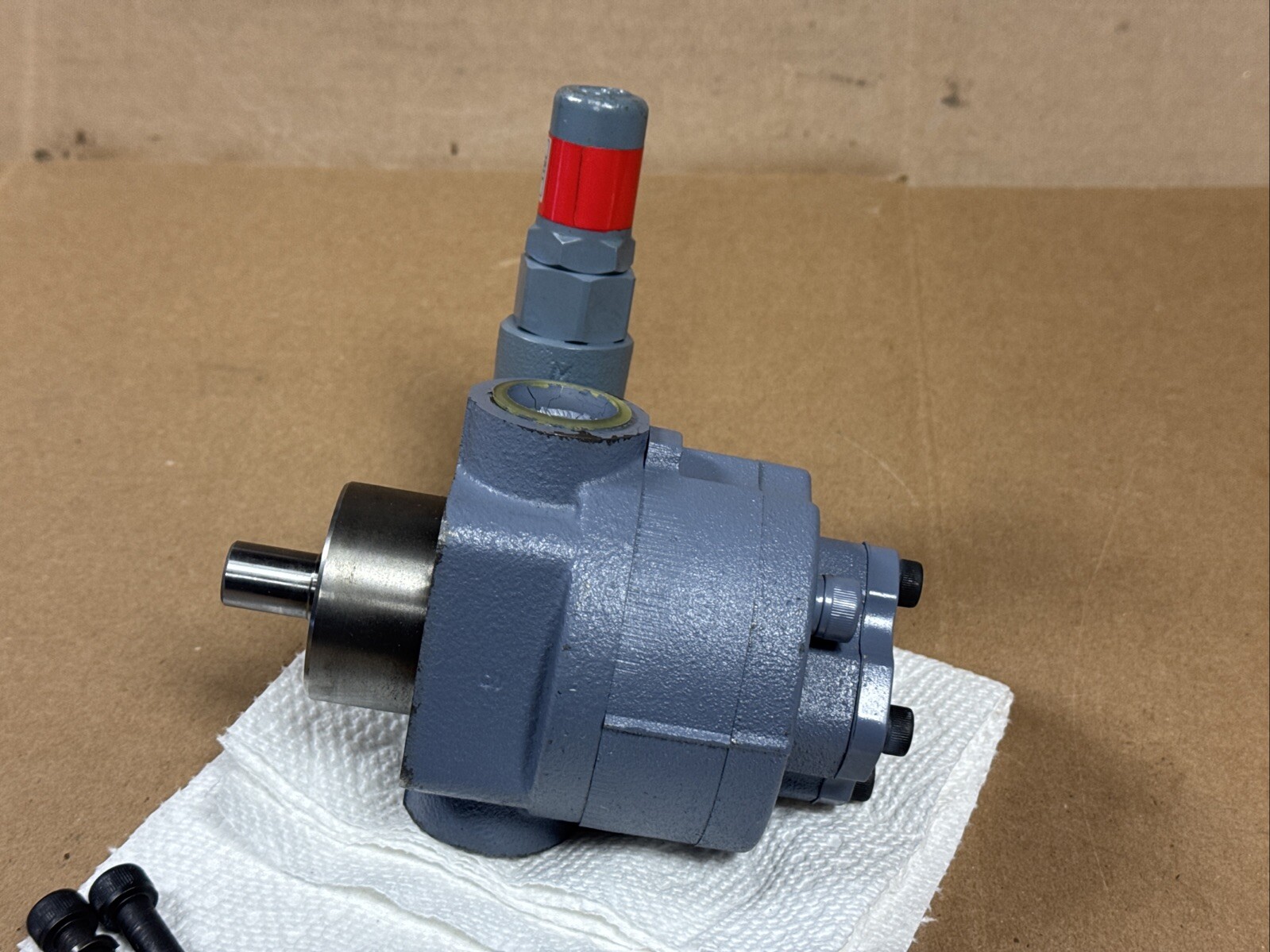 NEW Nippon TOP-210HBM Trochoid Oil Pump 2VB 2L Relief WARRANTY FAST SHIPPING