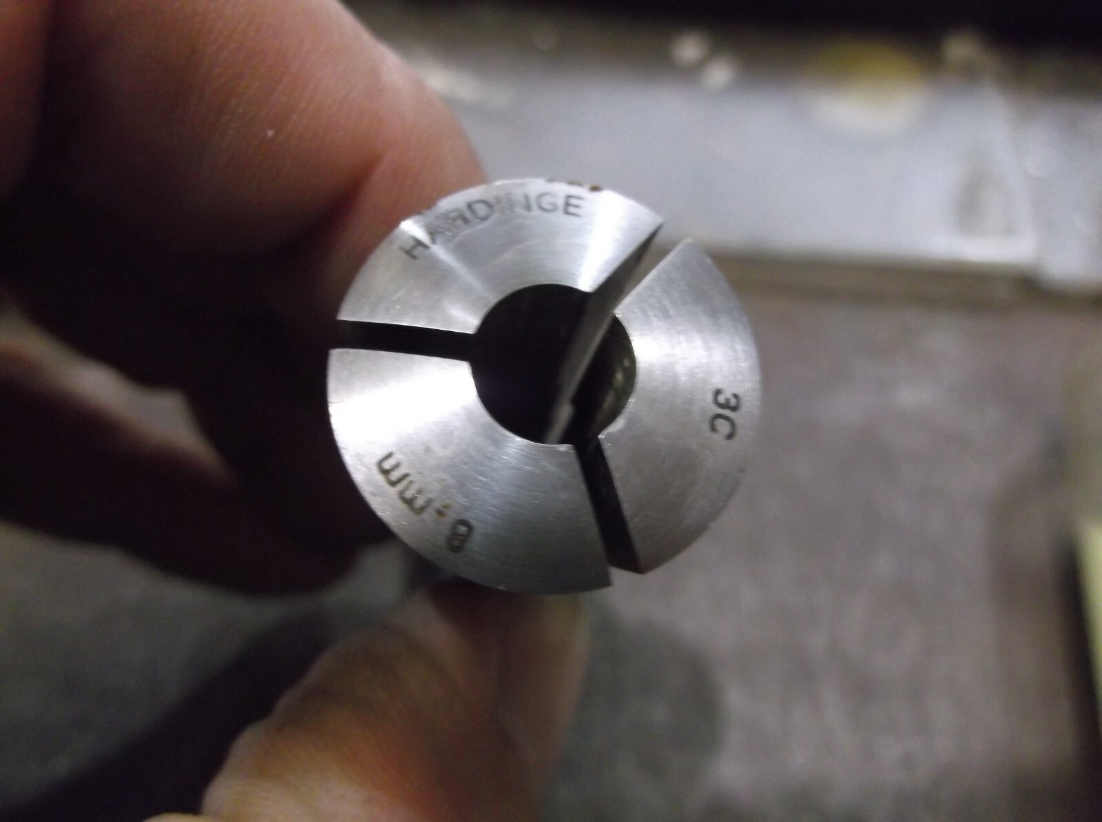 NEW IN PKG HARDINGE 3C 8MM RD COLLET (168-3)