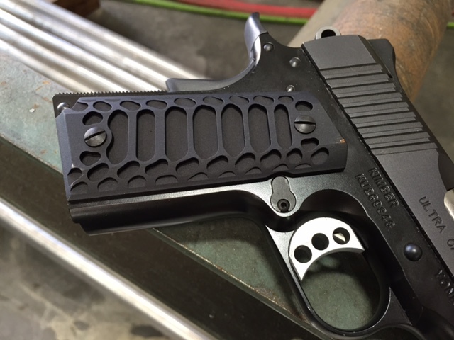 1911 Compact Officer Grips Colt kimber Defender BLACK "Cobra"