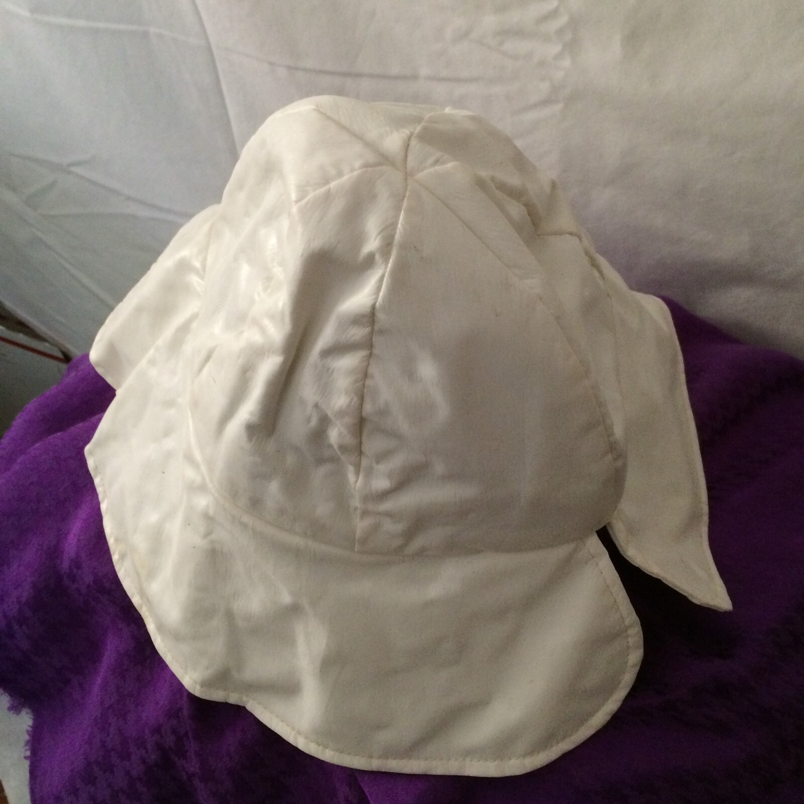 Vintage 1960s White Rain Hat Morton Salt Girl style