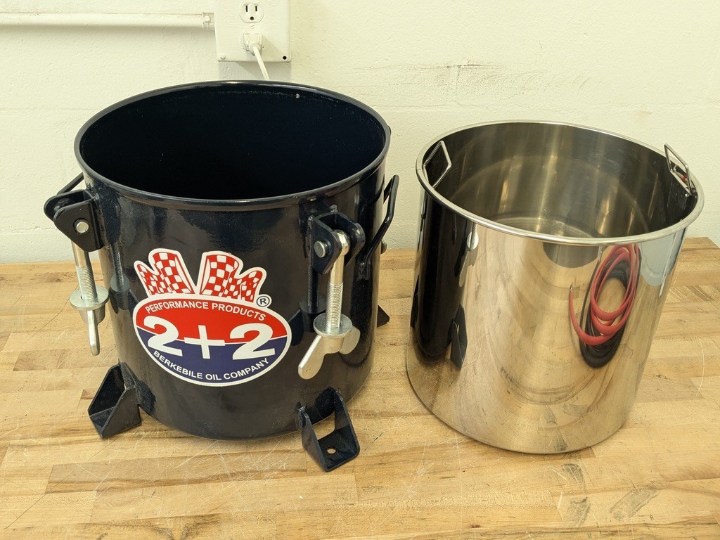 Berkebile 2+2 Pressure Pot System 5 Gal. Tank 90 PSI Max. BPFC-PROSYS5