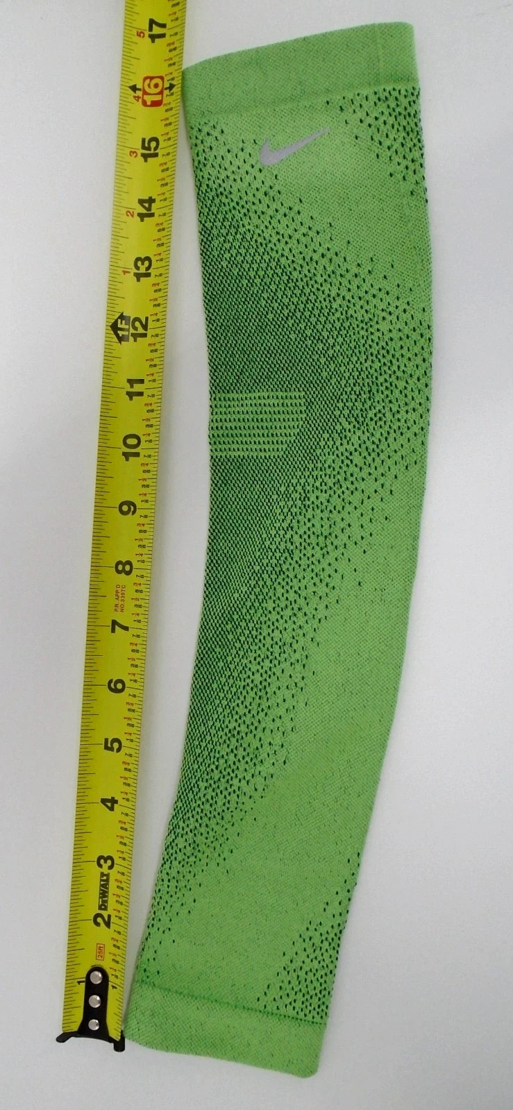 Nike Breaking 2 Sleeves Running Adult L/XL Gosh Green/Black/Silver