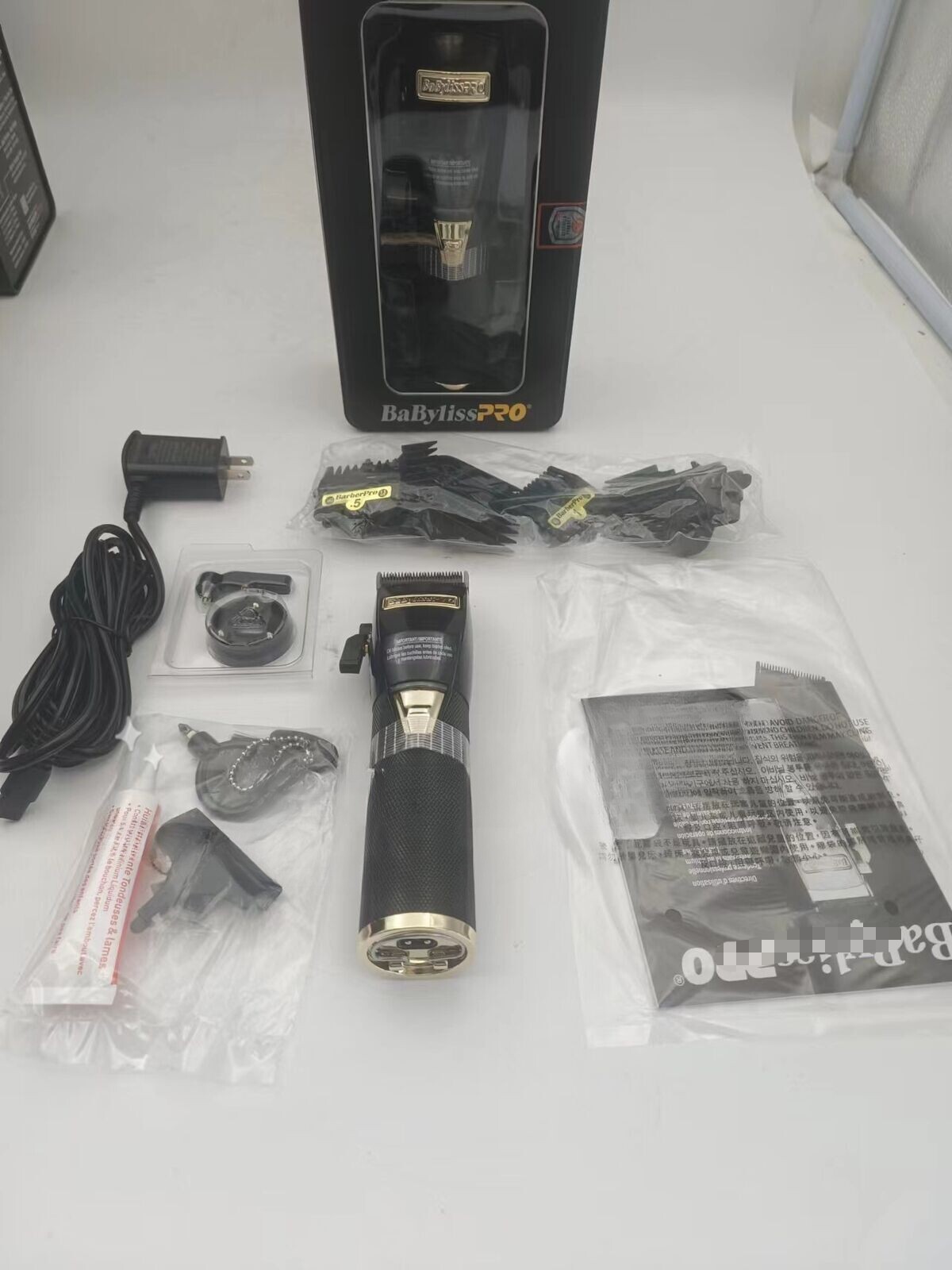 NEW Cord/Cordless Adjustable Clipper Babyliss Pro BLACK and GOLD FX FX870BN