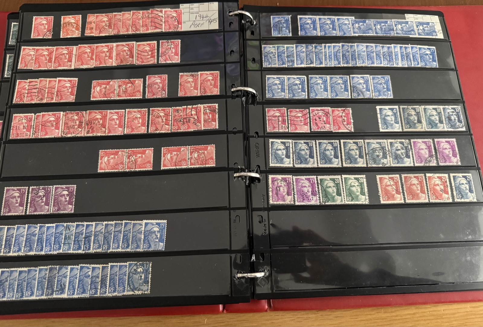 France Stamp Collection With 70 Pages PVC Album 1900-Modern-Some Early Good CV