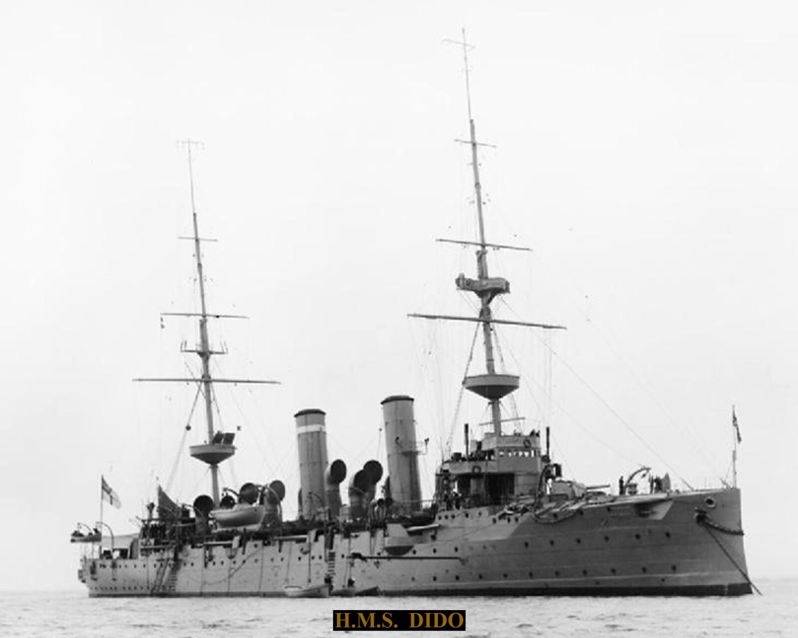 ROYAL NAVY CRUISER HMS DIDO 1896   PHOTOGRAPH  WITH BONUS STATS SHEET
