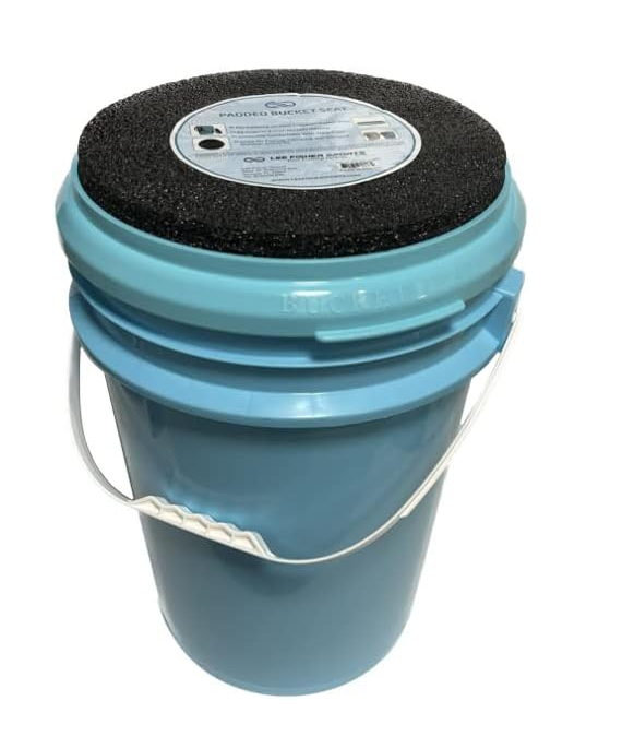 6 Gallon bucket with thick padded seat for game, and any outdoor activites