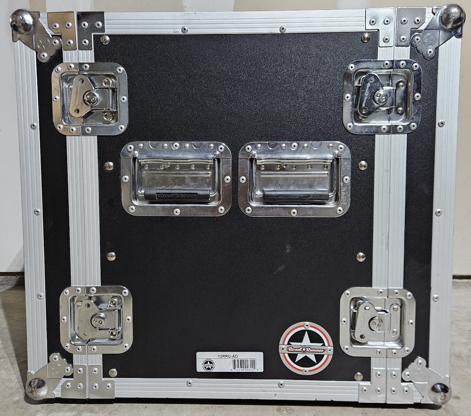 Road Runner 12RRU-AD Hard Case 12U Case Depth