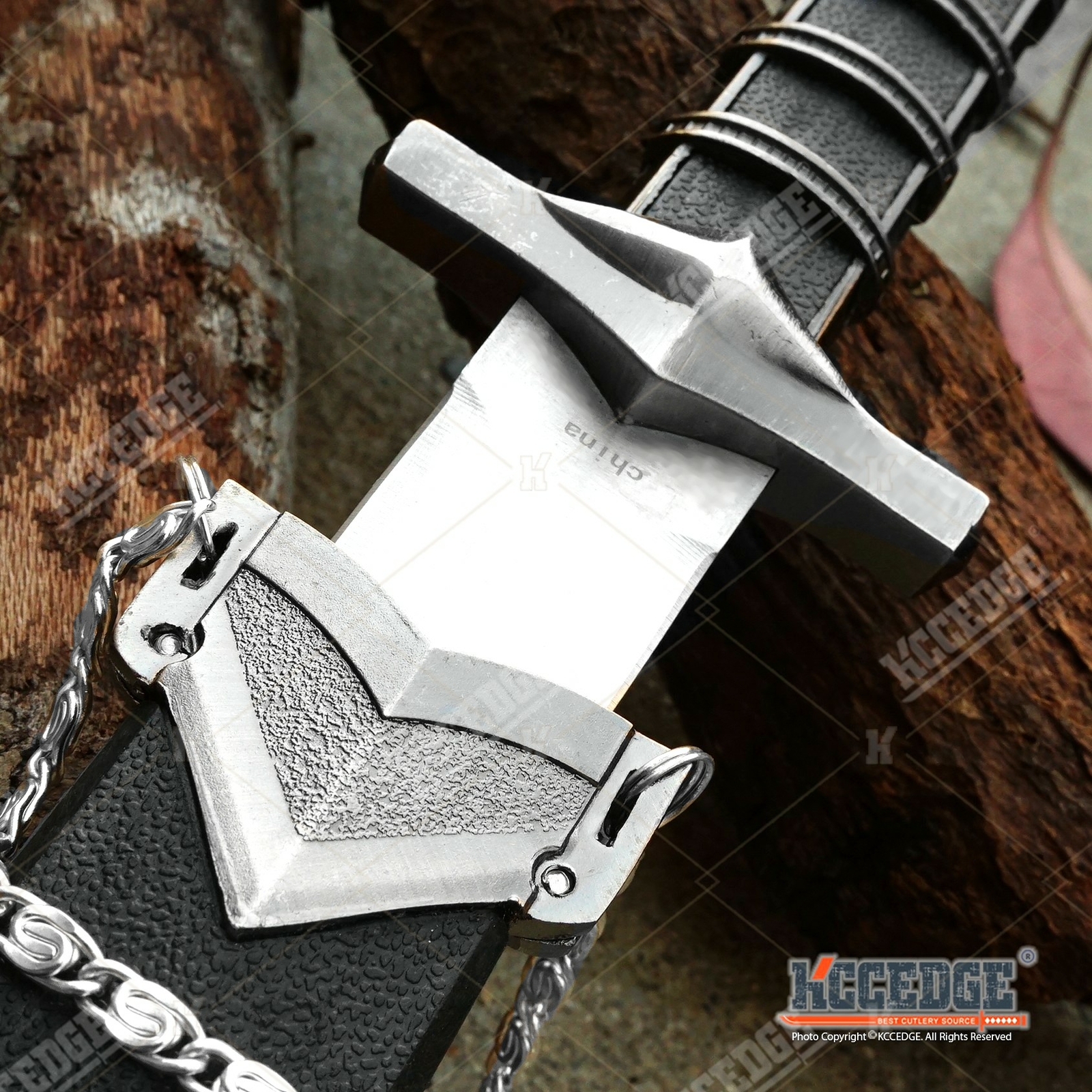 11.5" STAINLESS STEEL DARK ASSASSIN MEDIEVAL DAGGER w/ SHEATH CHAIN REPLICA