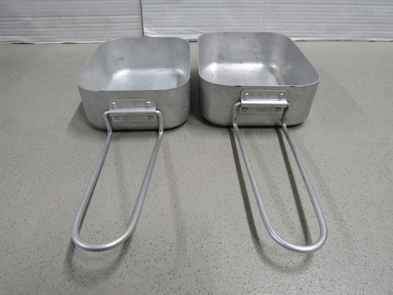 1981 Dutch Military Mess Kit Cooking Set 2 Piece Aluminum Pans Marked KL 81