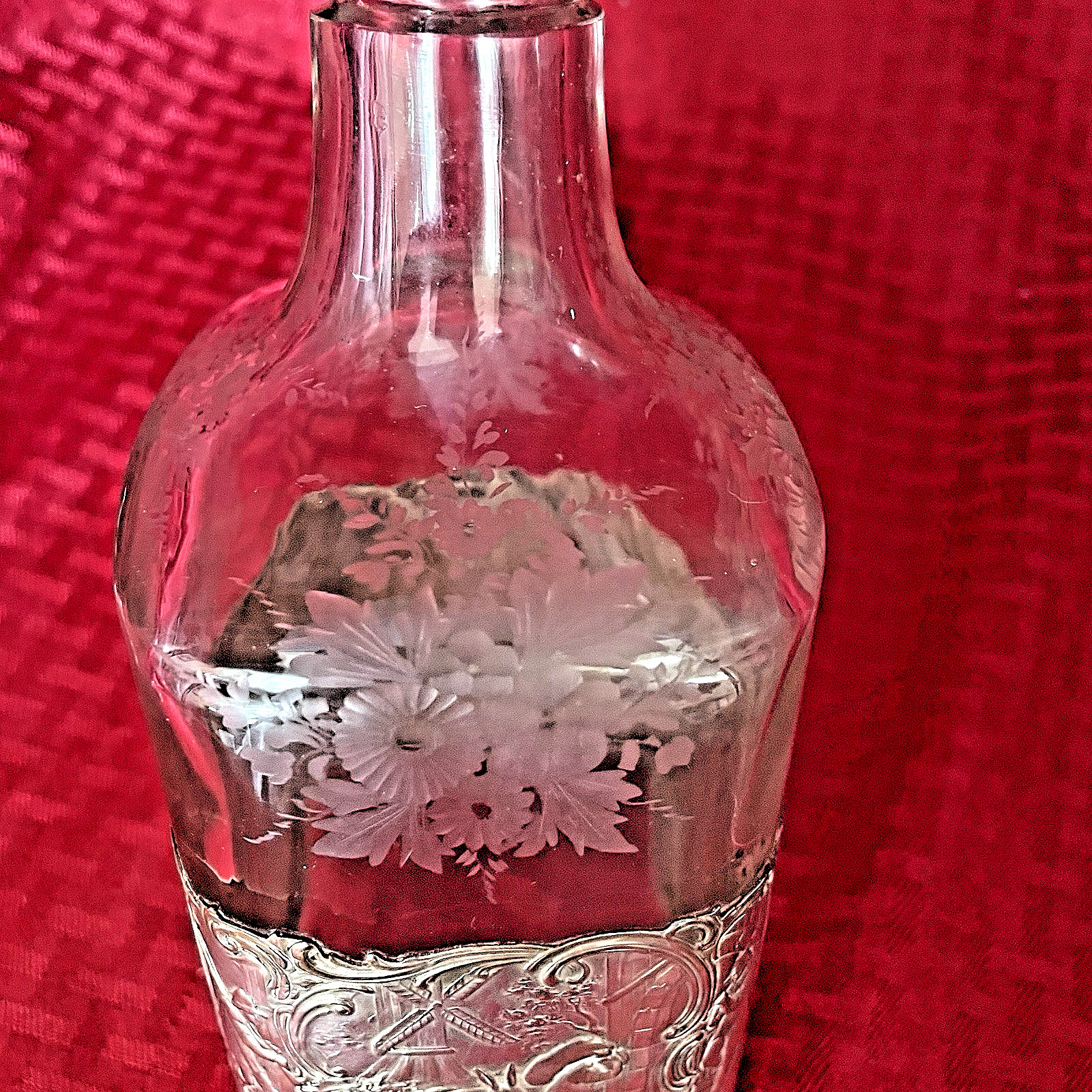 ANTIQUE GERMAN HANAU .800 SILVER OVERLAY ON ETCHED DECANTER