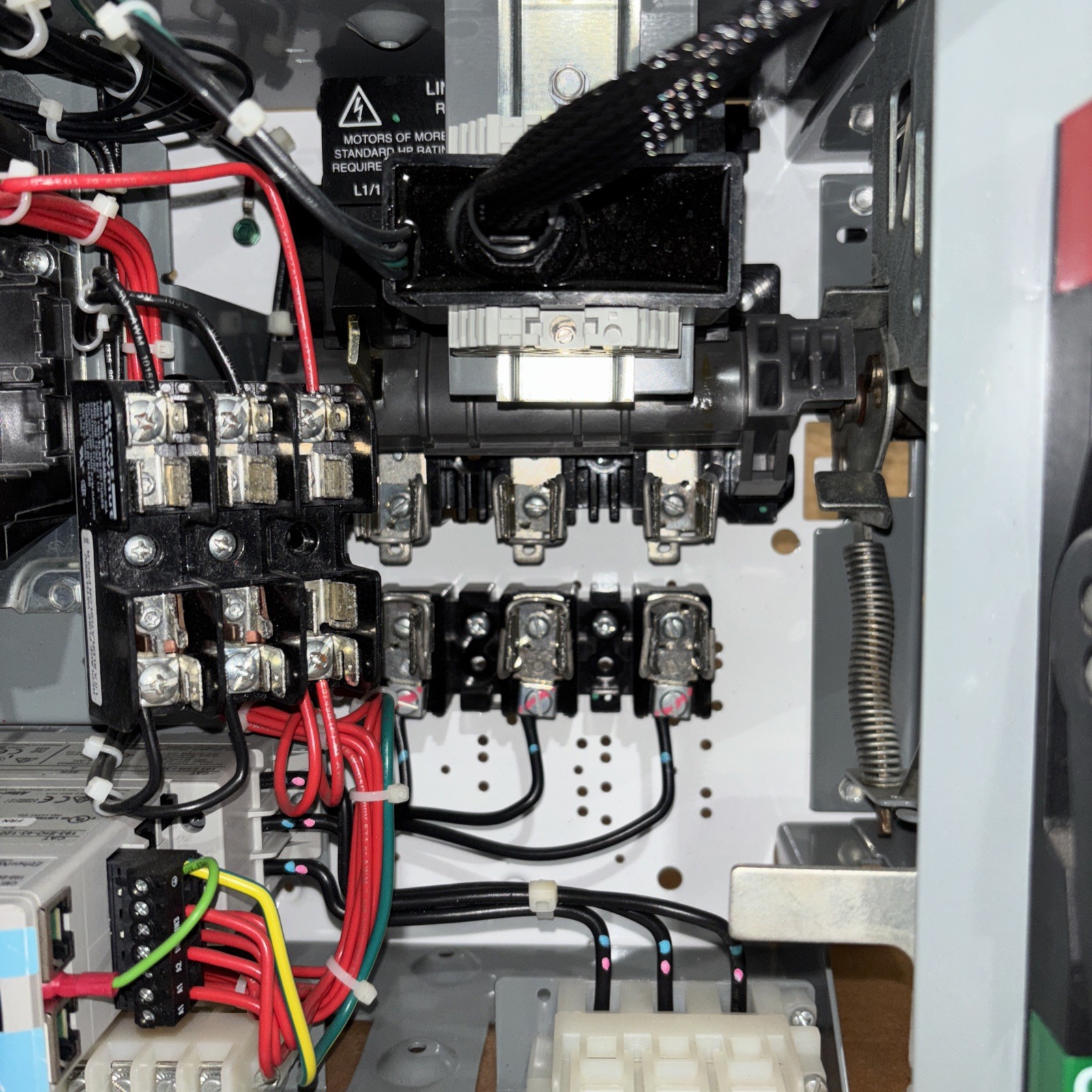 ALLEN BRADLEY 2112 2100 FUSED SIZE 1 MCC 500F-BO*093 12" W/ DOOR & 193 MODULE