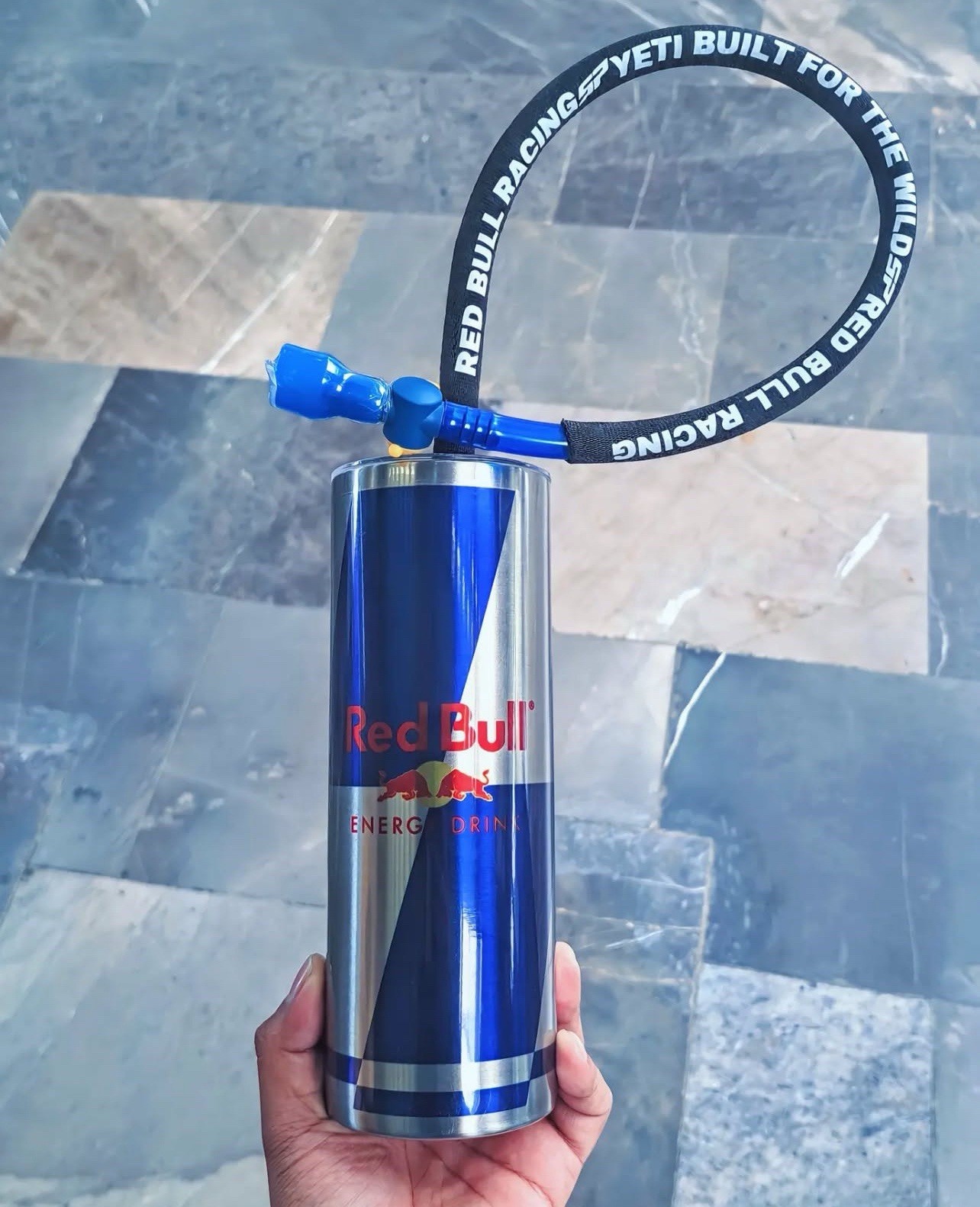 RED BULL RACING PILOT EDITION BOTTLE