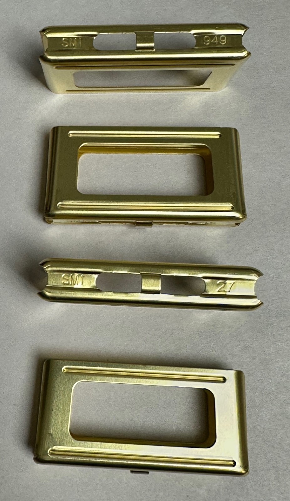 ITALIAN CARCANO 6 ROUND BRASS CLIPS SET OF 4 PIECES.