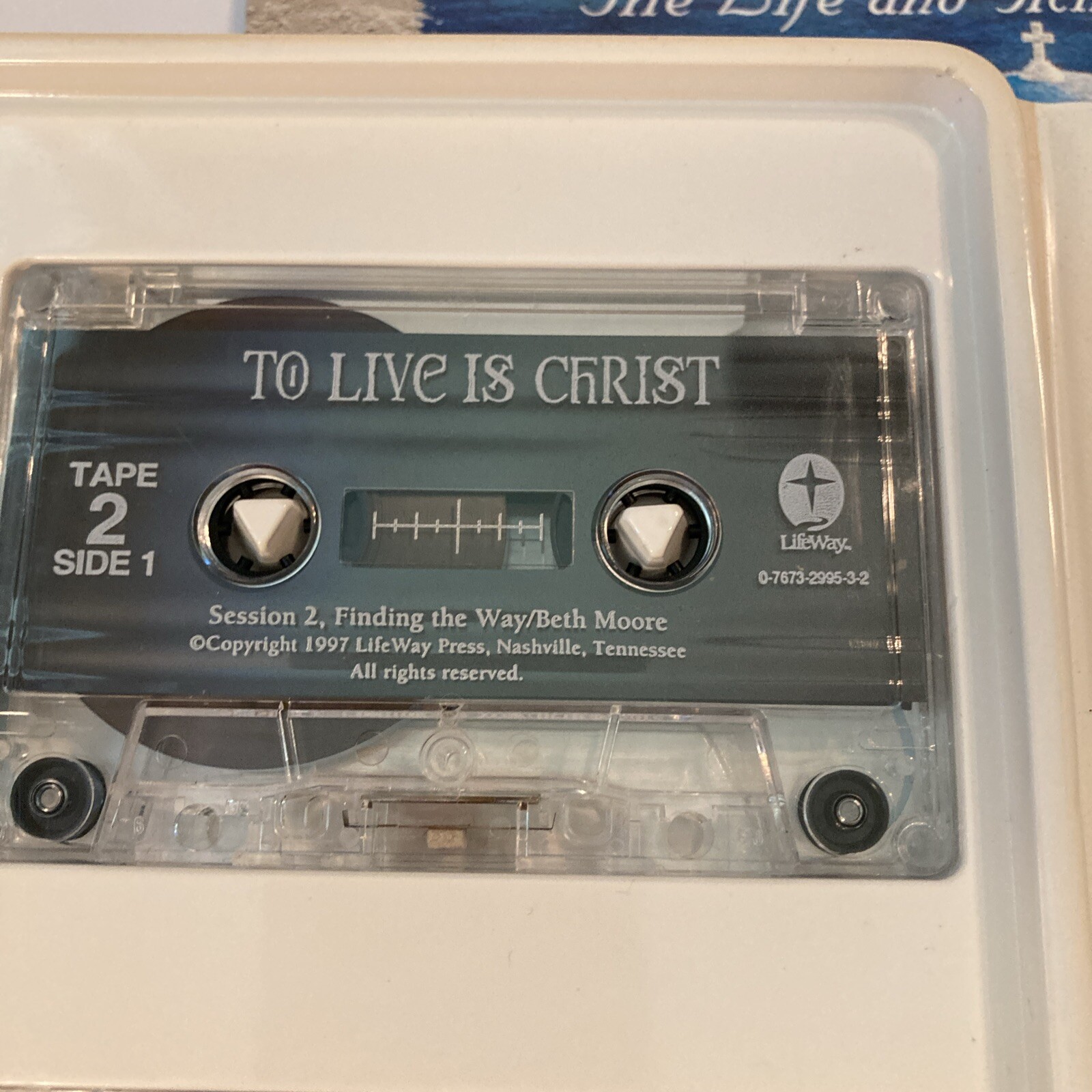 Beth Moore To Live Is Christ: The Life & Ministry of Paul Cassette Leader Kit