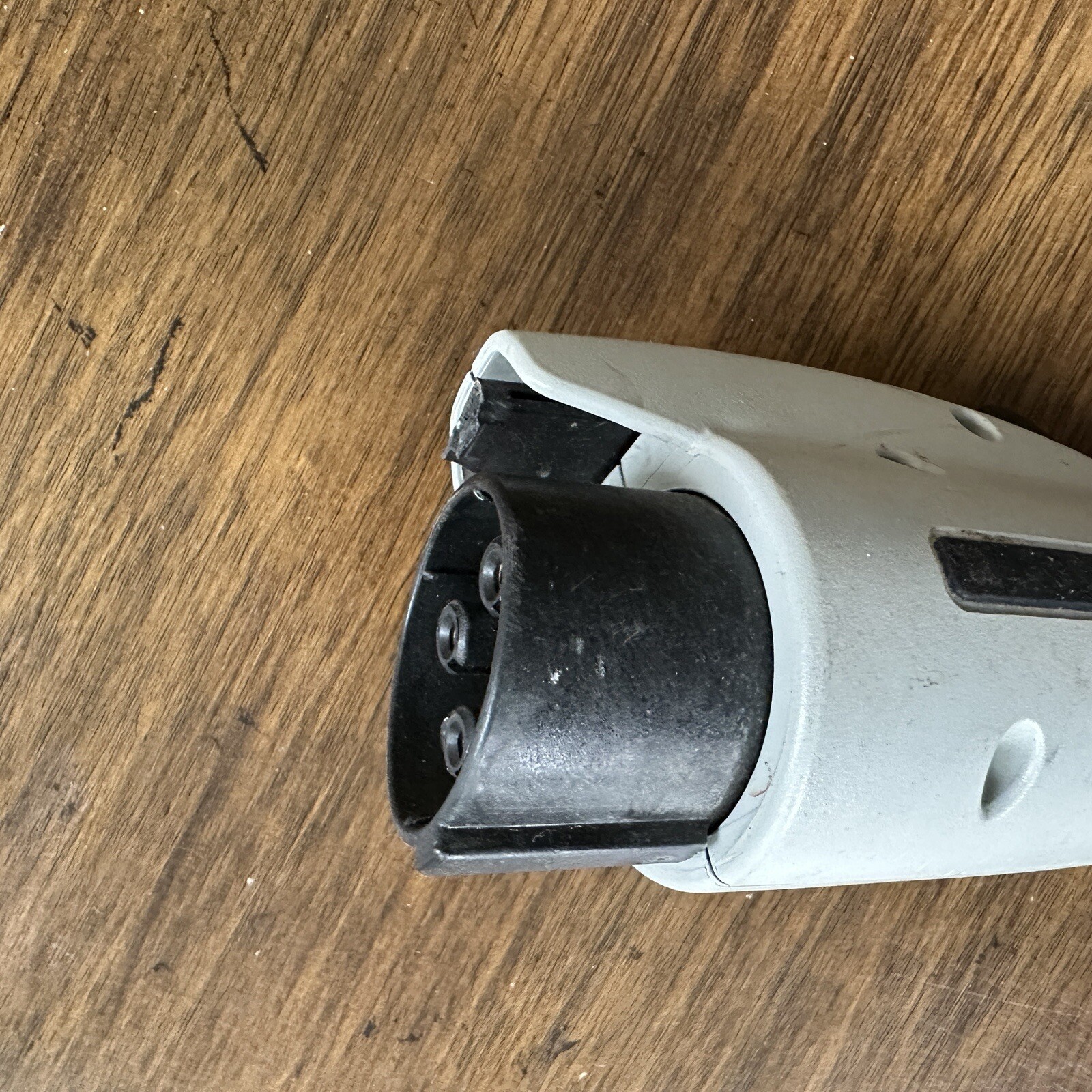 BMW EV charger i3 i8 X3 X5 330e 530e PHEV charging cable -stripped latch SEE PIC