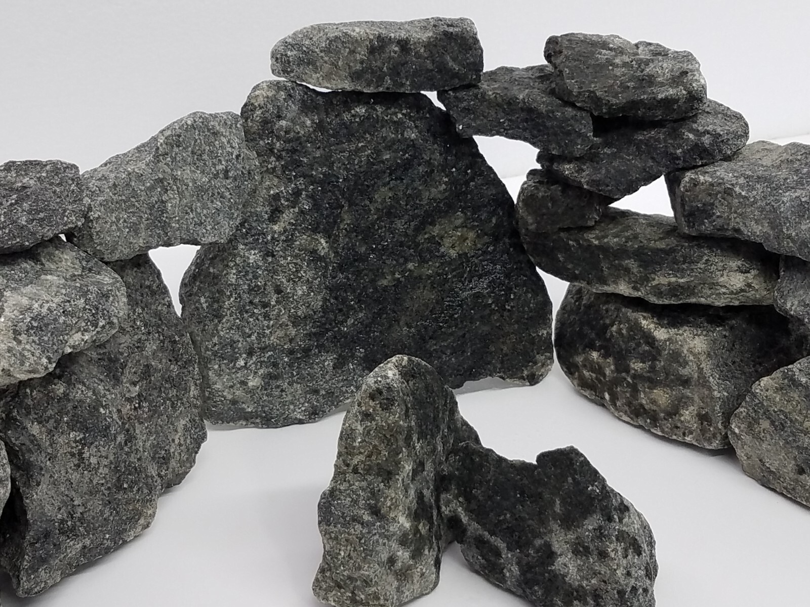 Rocks for Aquarium Stone Decorations 20lbBlack Jagged Granite FishTank Ornaments