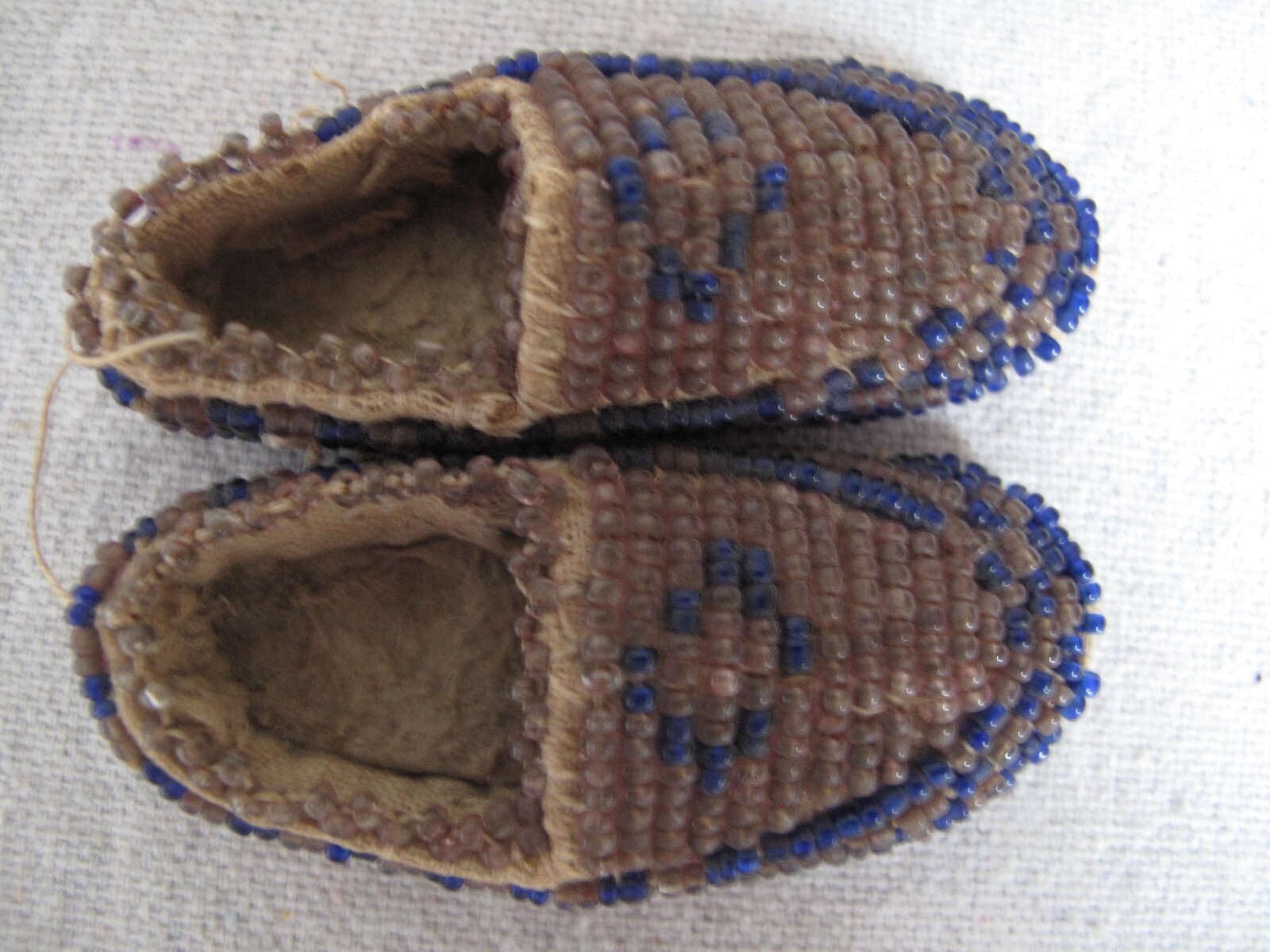 Antique Miniature Beaded on Leather Native American Moccasins 2½" long c. 1910