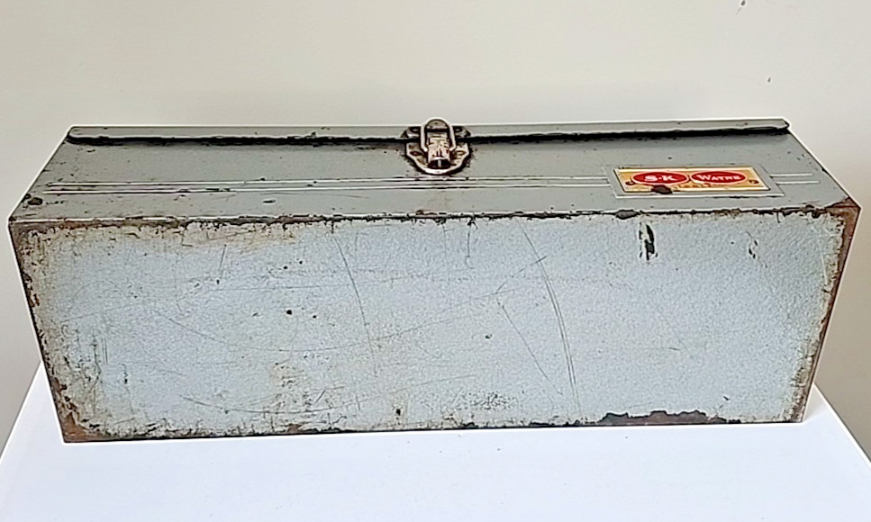 Vintage S-K Wayne Coffin Metal Gray Tool Box 17.5"L X 6”H X 6”D