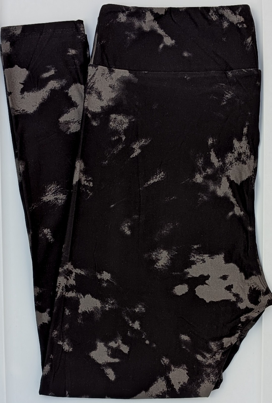 TC2 LuLaRoe Tall & Curvy2 Leggings Black Gray Tie Dye NWT Q91