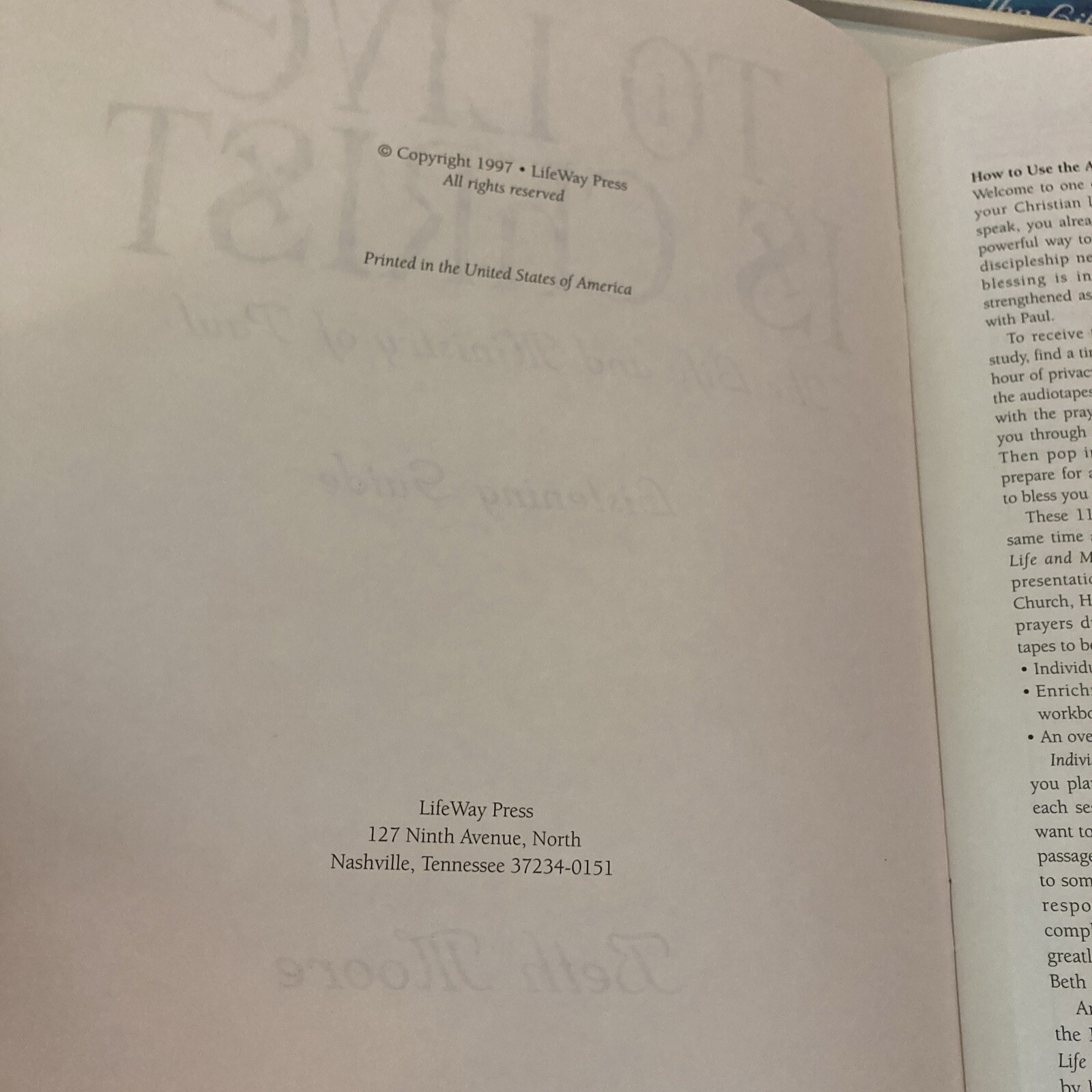 Beth Moore To Live Is Christ: The Life & Ministry of Paul Cassette Leader Kit