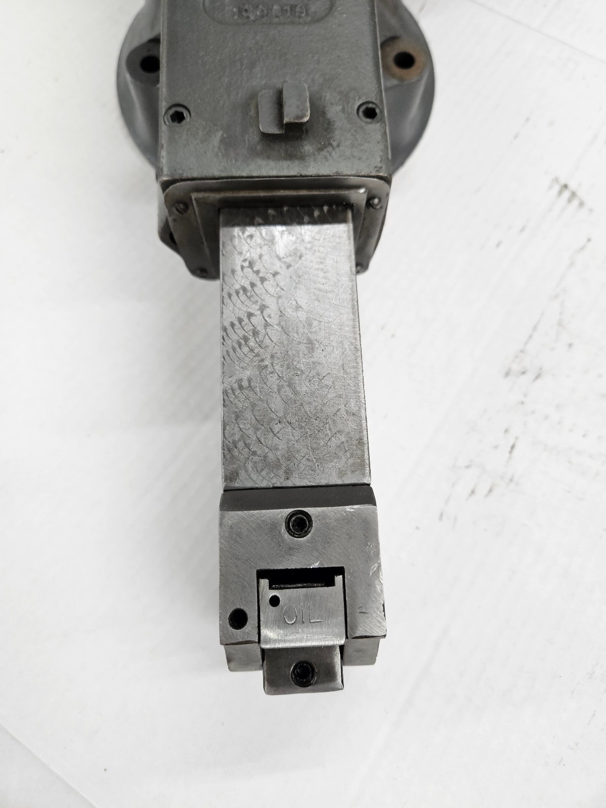 BRIDGEPORT #E Slotting Shaping Attachment Head