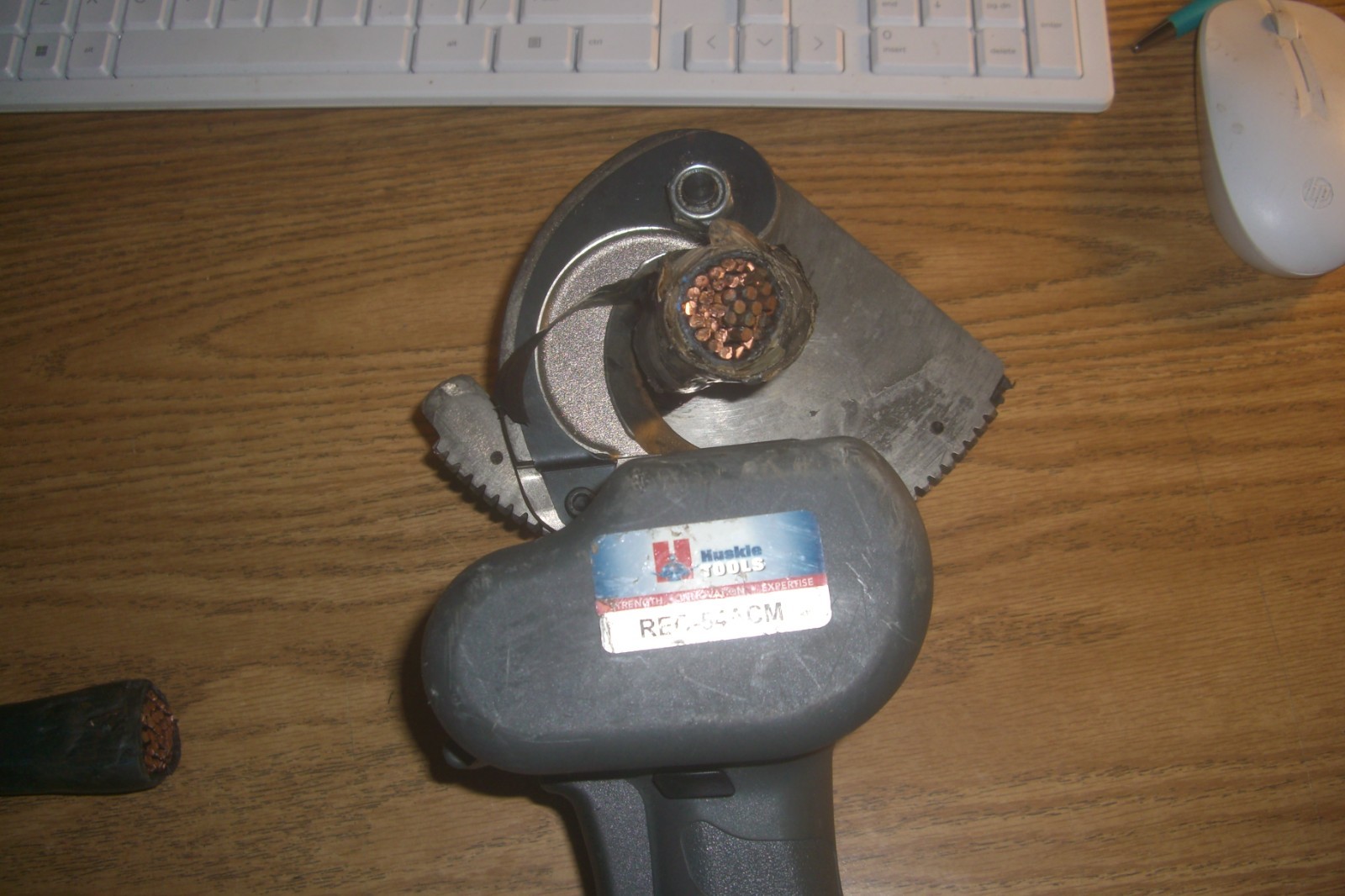 Huskie battery cable cutter REC-54 ACM   TOOL ONLY