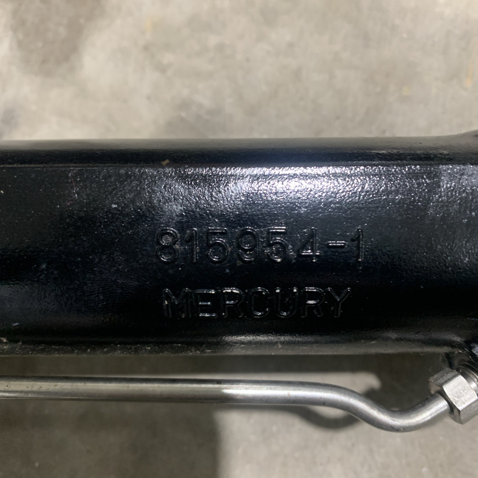 Mercruiser Alpha One Gen 2 Trim Cylinders 815935-1 / 815954-1