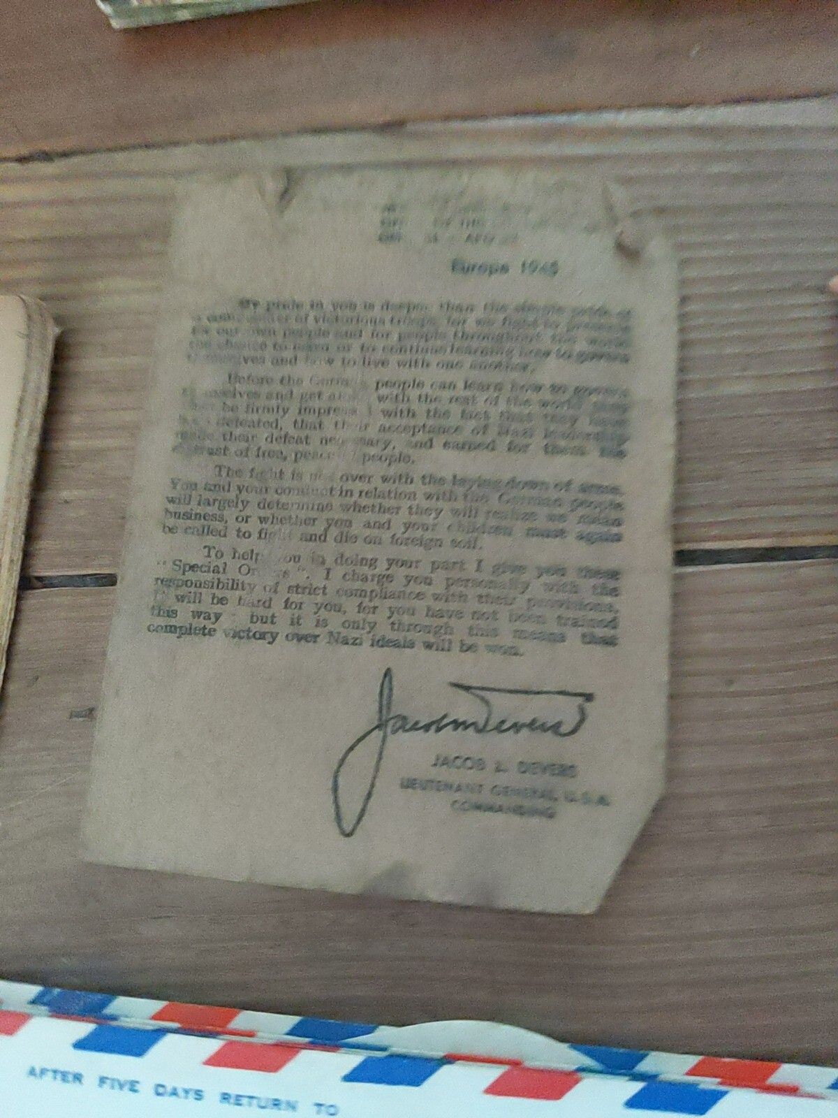 WORLD WAR II LOT BOOKS, GUIDE'S, POSTCARDS, PHOTOGRAPHS, & ENVELOPE RARE VTG