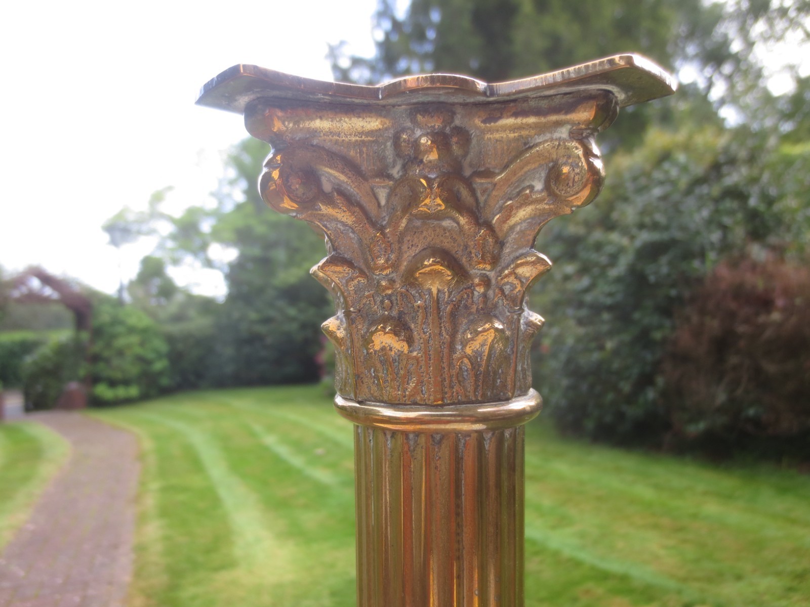 Antique Brass Corinthian Column Oil Lamp Brass 12" In Height