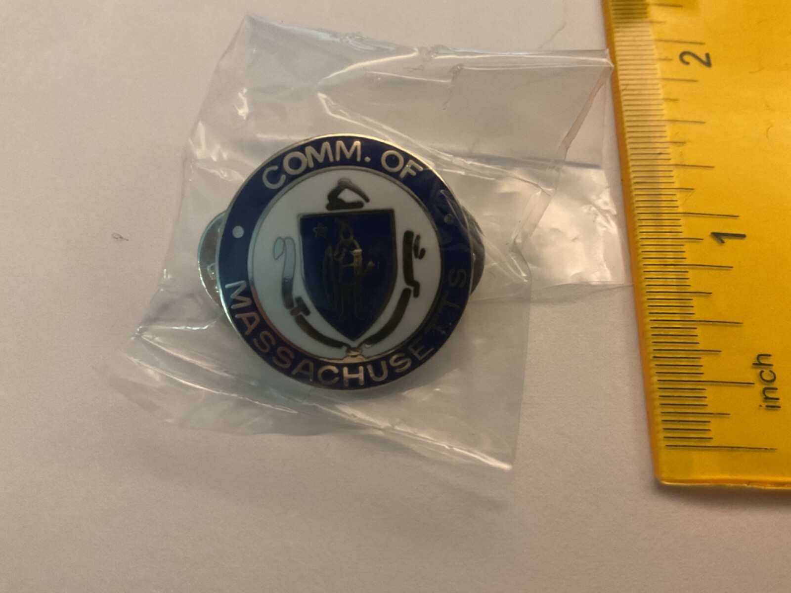 Massachusetts State Collar Seal collectable enamel silver full color pin backing