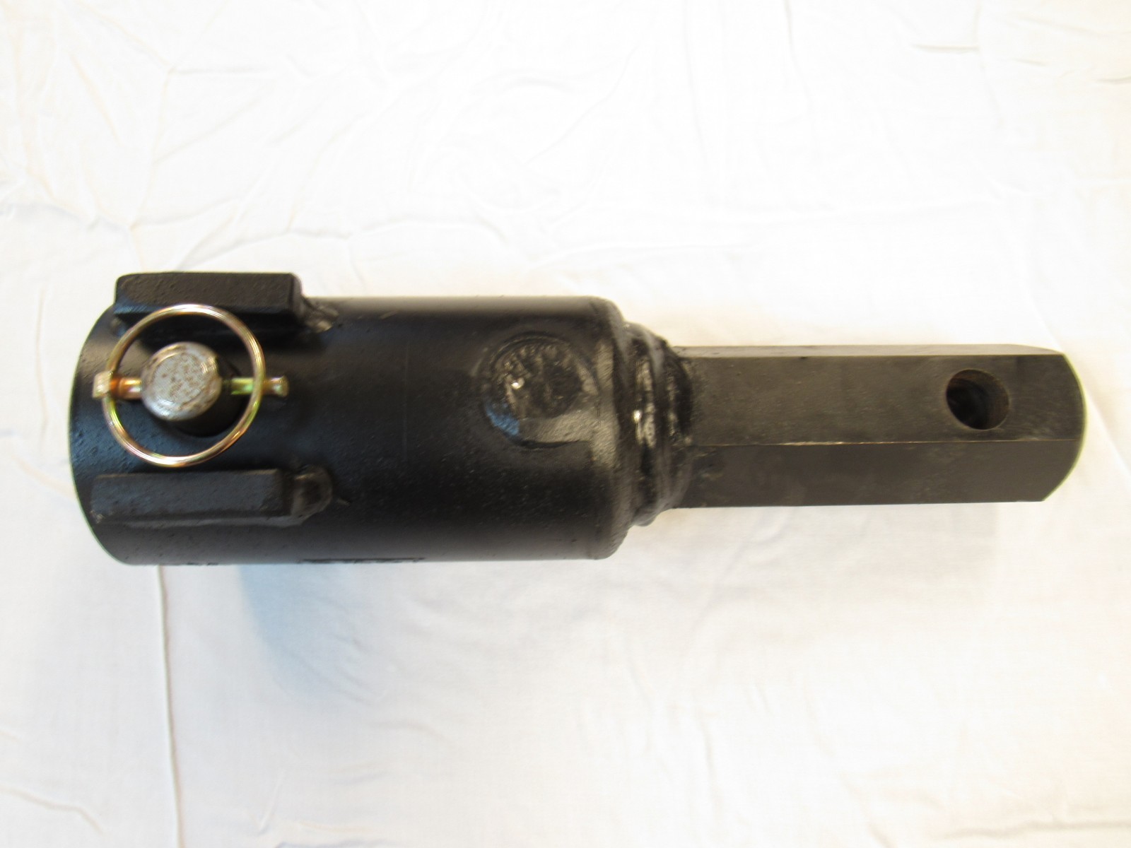 Lowe Auger Bit Conversion Adapter, 2 9/16 Round to 2 Hex