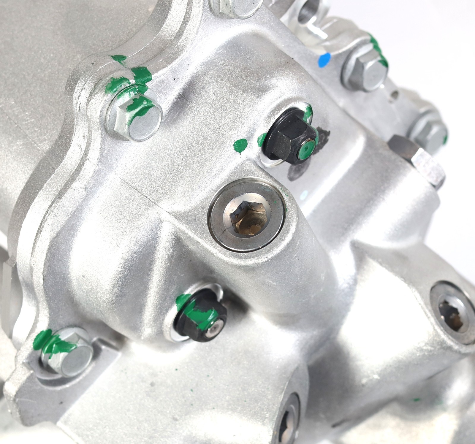 GM High-Flow Oil Cooler Upgrade Kit 2001–2019 Duramax Diesel LB7 LLY LBZ LML L5P