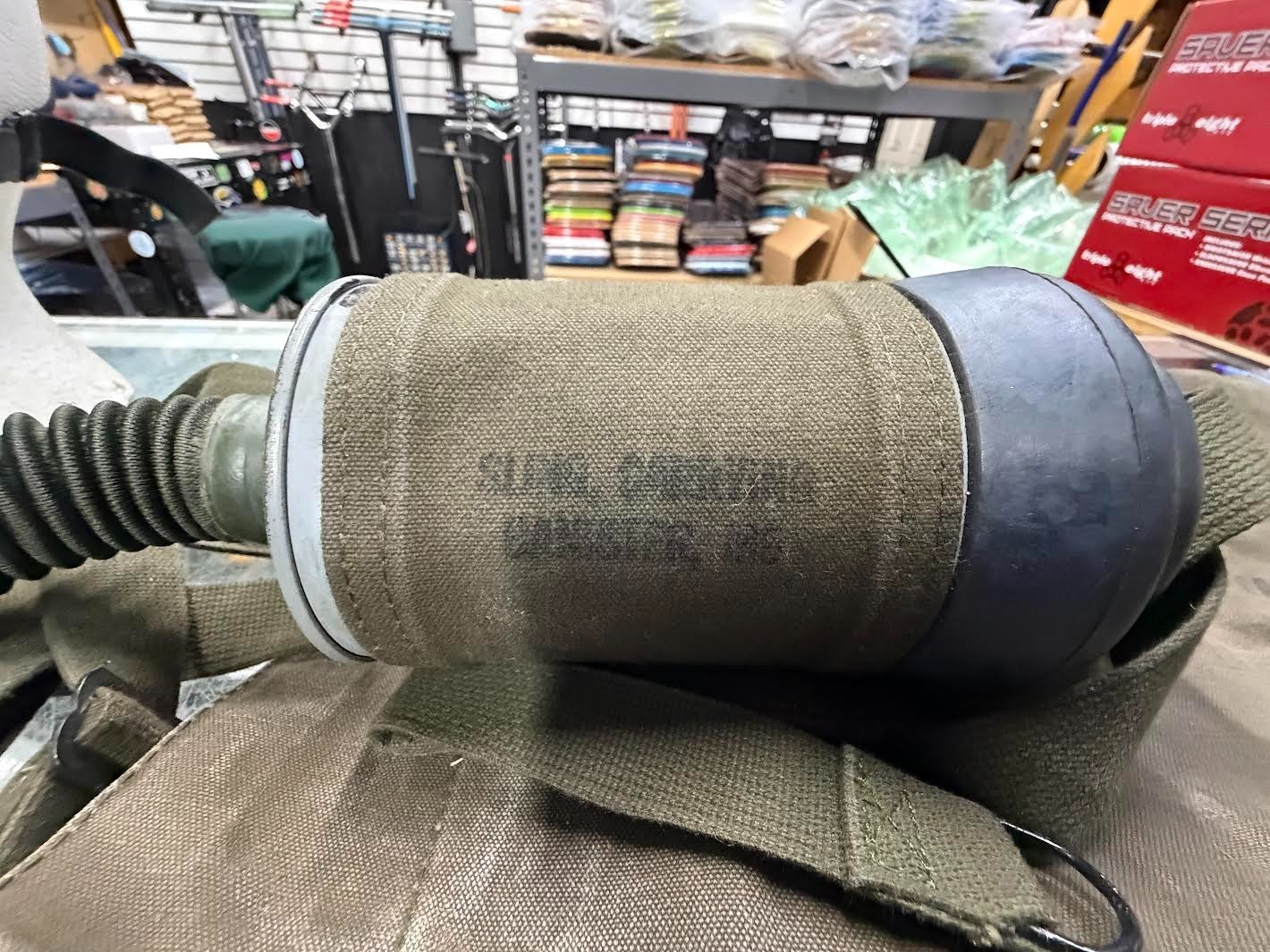 US ARMY M25A1 TANKER GAS MASK