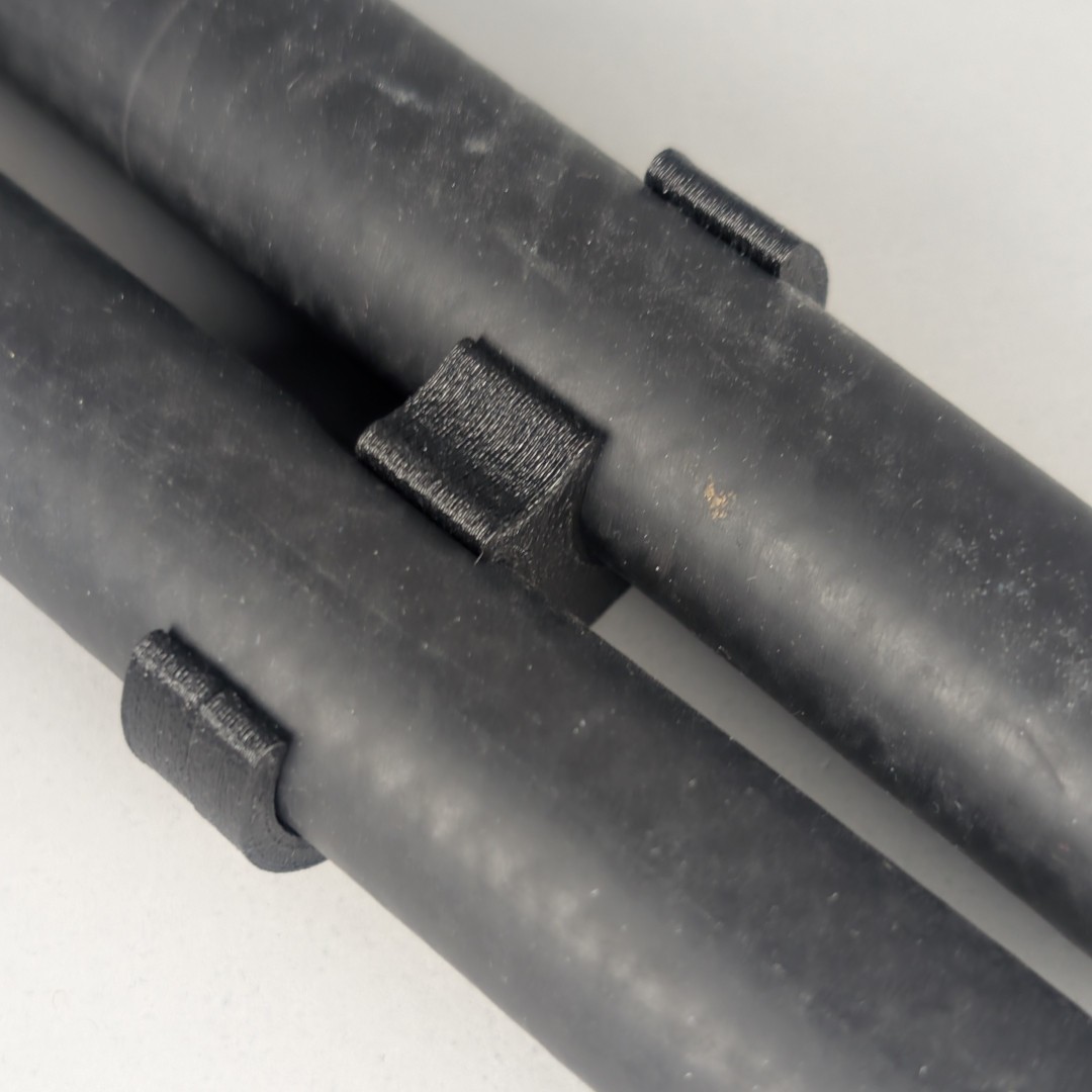 Heater Hose Dual Line Black Separator for 2 5/8" Heater Hoses