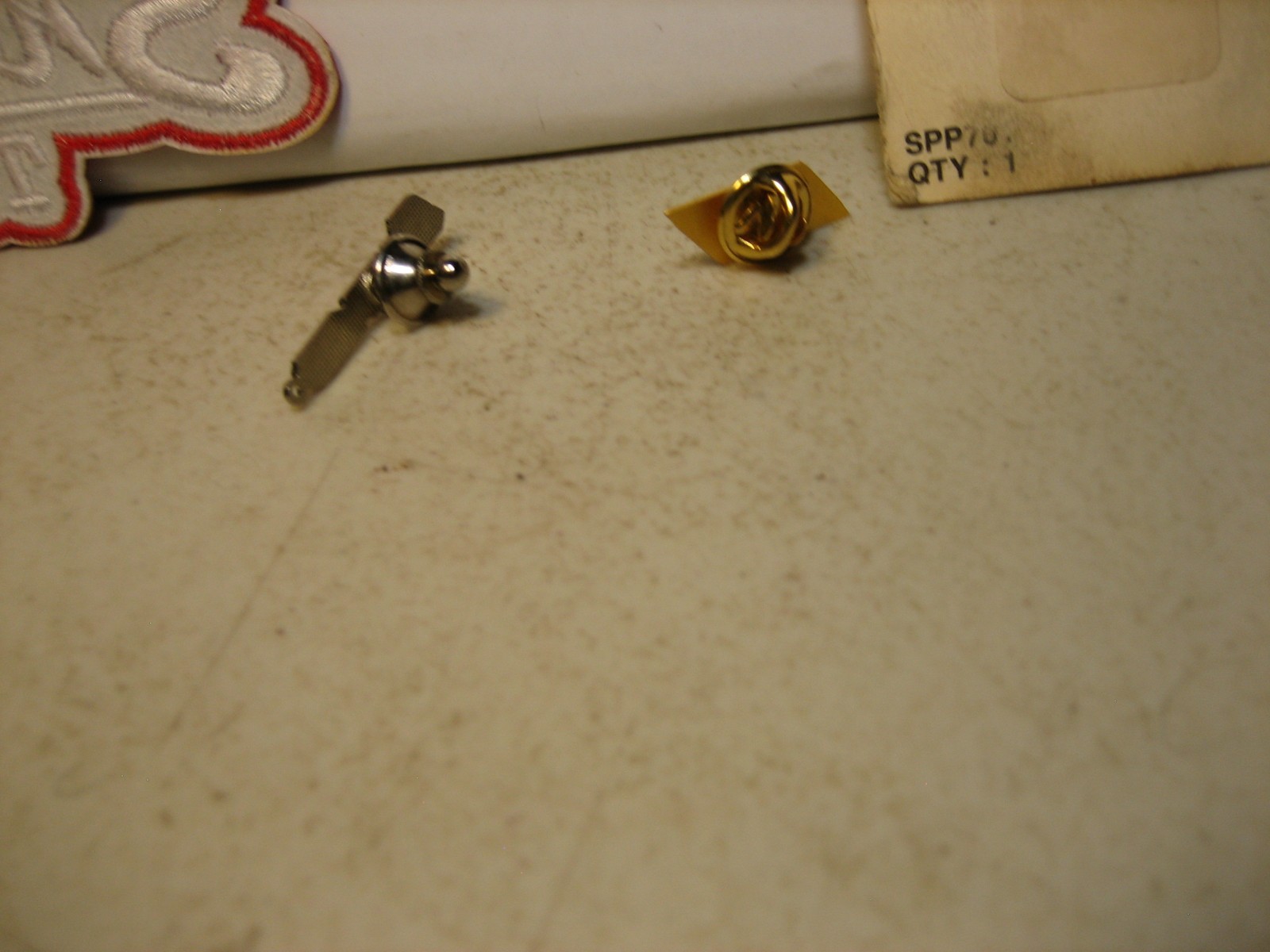 SNAP-ON LOGOS/PINS (4 PIECES) NEW