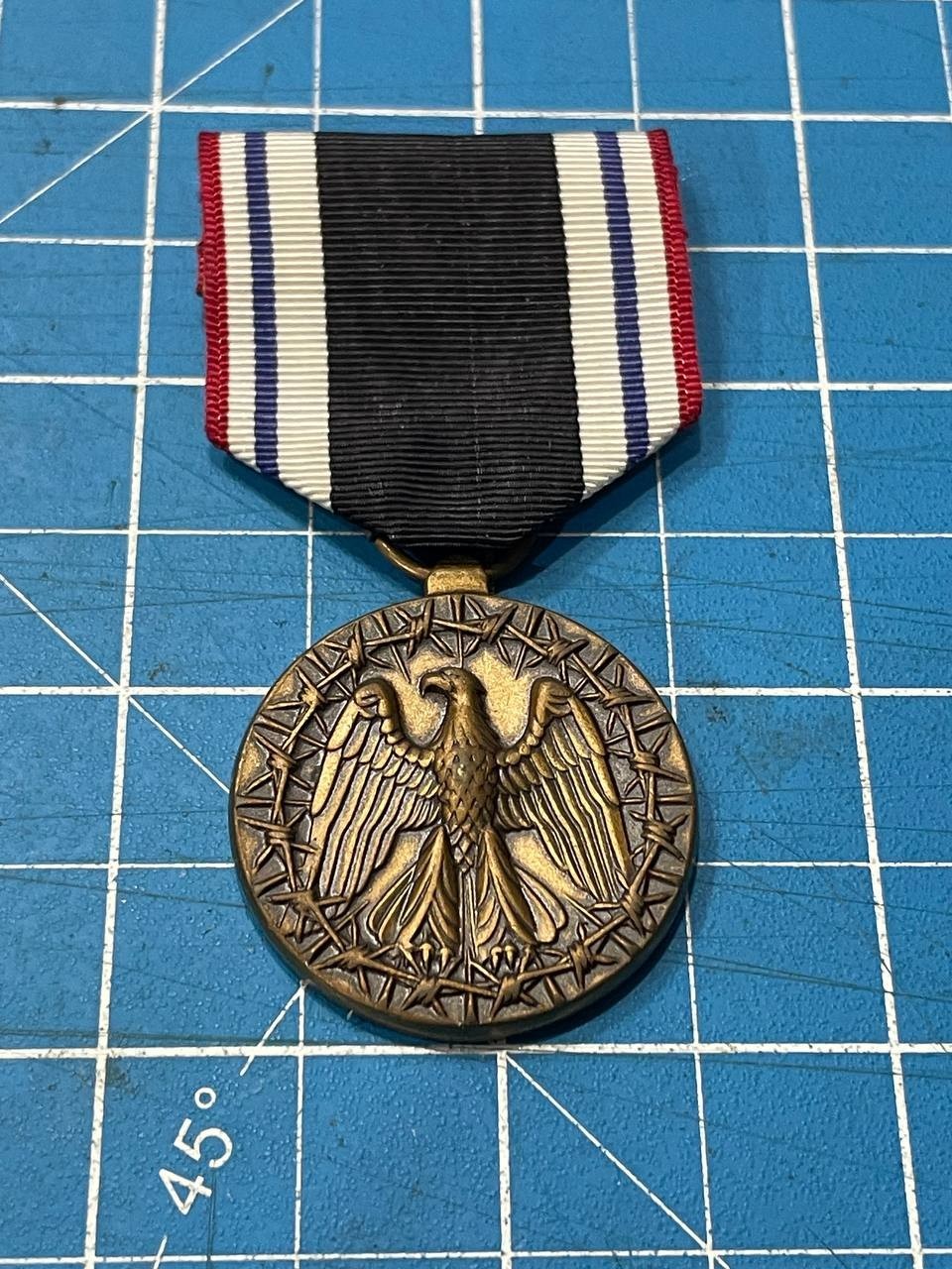 Original WWII US POW Medal Prisoner Of War Medal