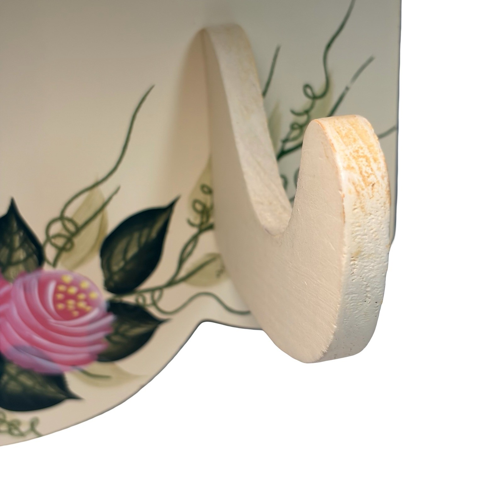 Kenyield Vintage Wood Wall Shelf Rack Heart Cutout Pink Roses Cottage Coe