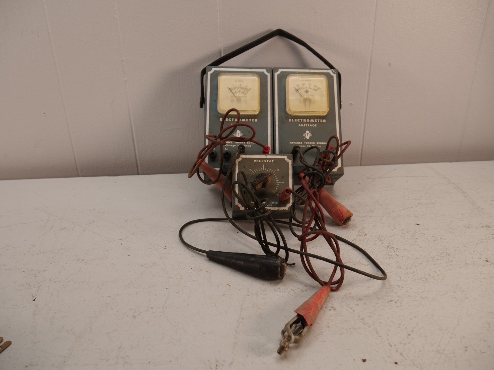 Vintage Advance Trade School Alternator Testing Kit?? Voltage Amperage Rheostat