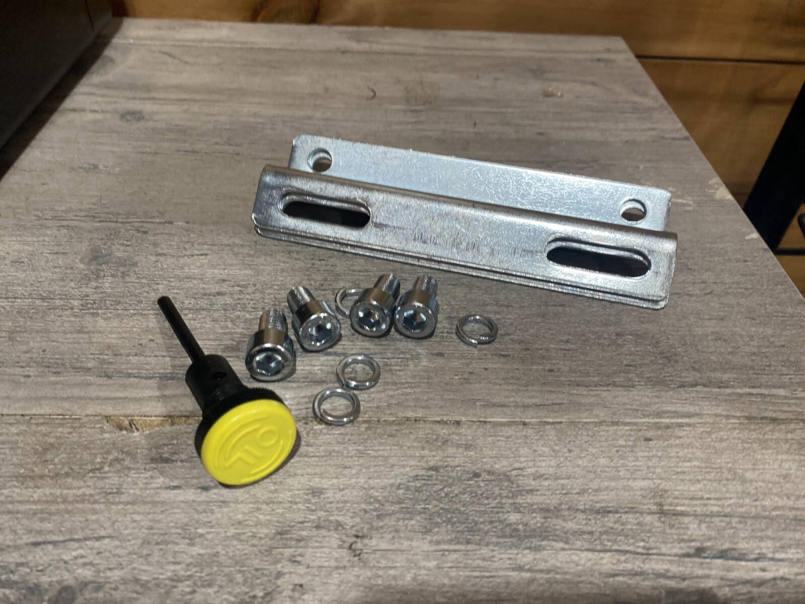 General Pump TS2021 Pressure Washer Pump 24MM Shaft 5.6GPM 3500PSI Direct Drive