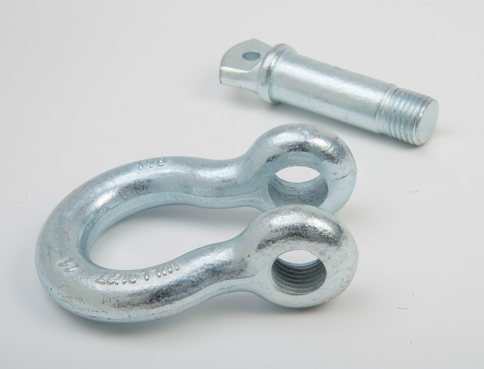 2 pcs 1-1/8" Bow Shackle w Screw Clevis Pin Rigging Towing 9.5 Ton 21000 lb WLL