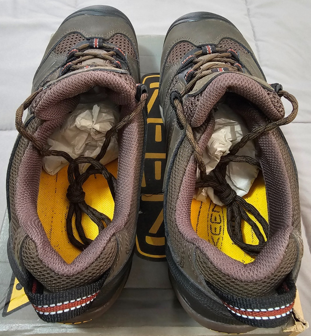 Keen® (Men's 10.5 WIDE) Utility Lansing™ Low (Steel Toe) EH SR Work Shoe - $140