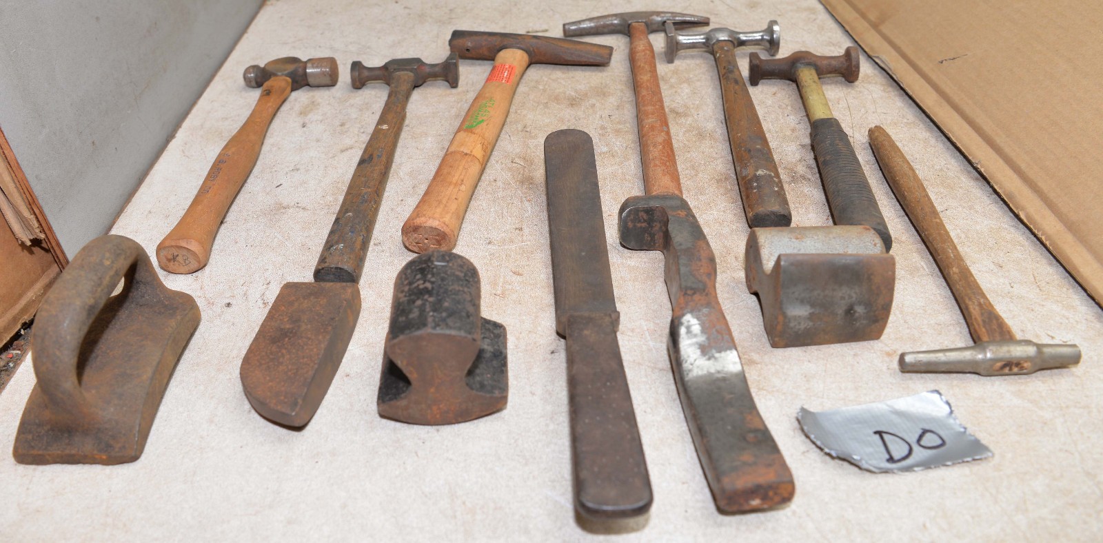 12 vintage autobody dolly spoon hammers & more lead working collectible tool D0