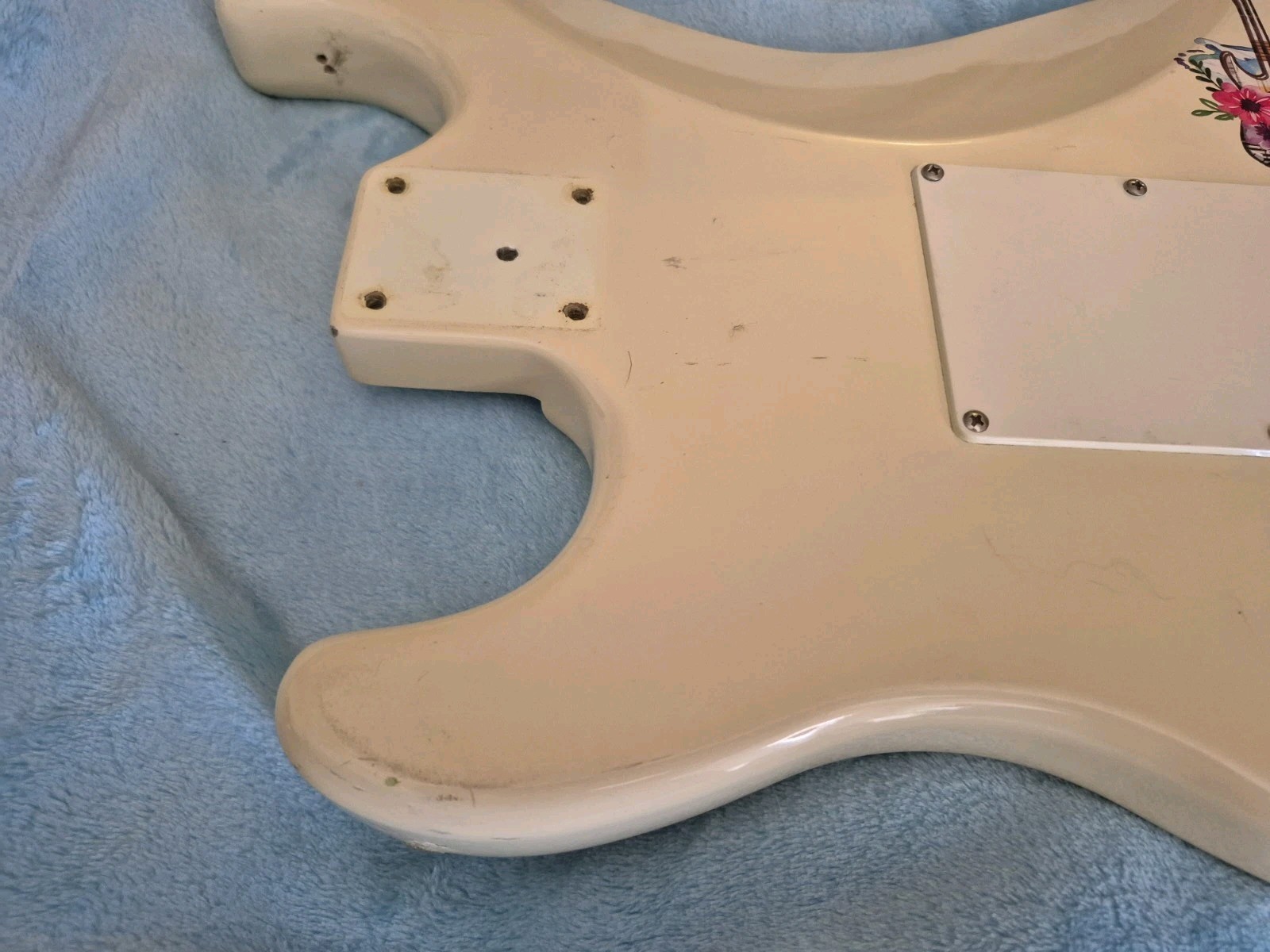 Squier By Fender Stratocaster Strat Electric Guitar Body Arctic White Reliced