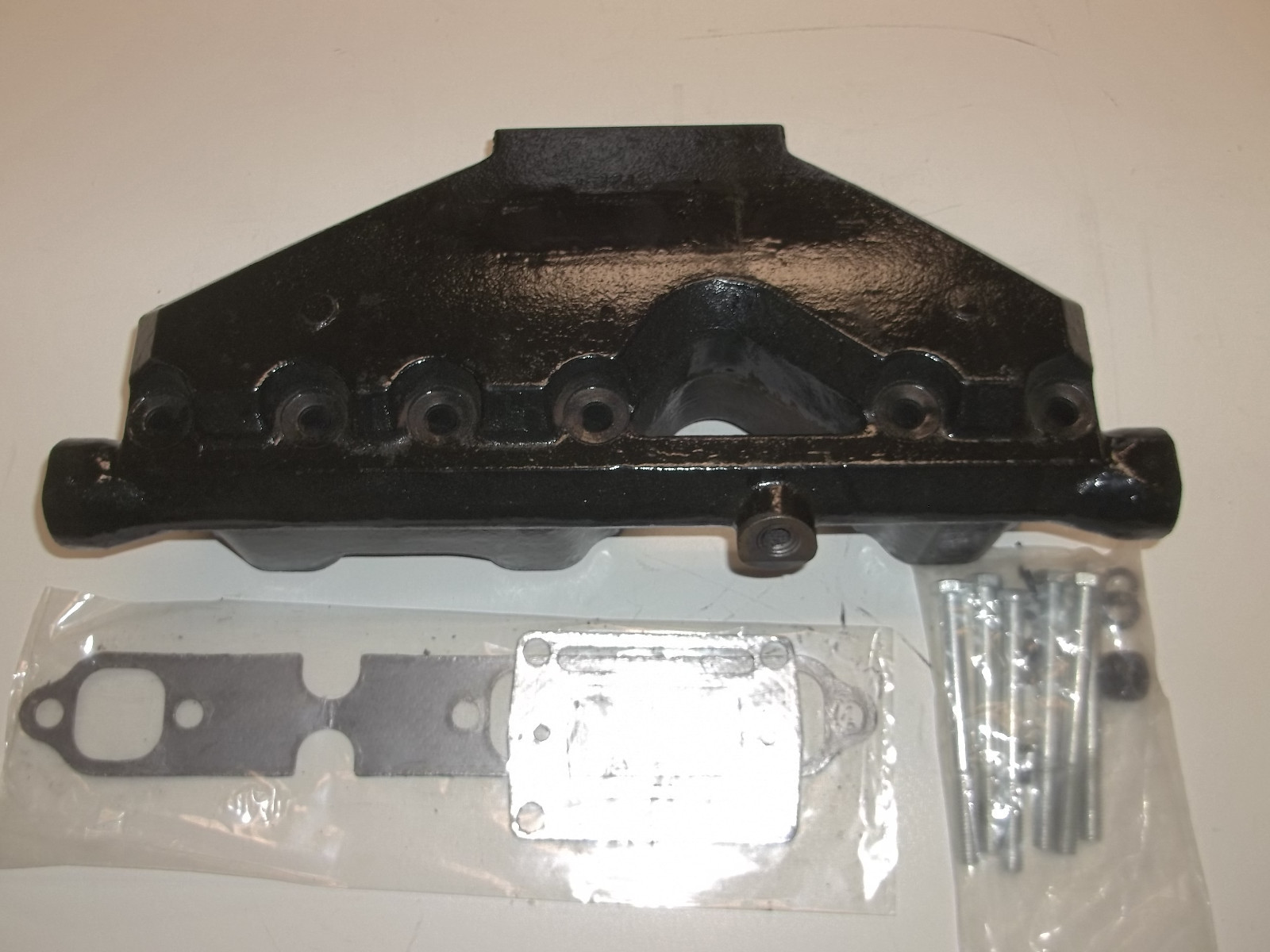 Volvo Penta Exhaust Manifold 4.3L V6 3857656 3852338 3852338-7 3857678 18-1848