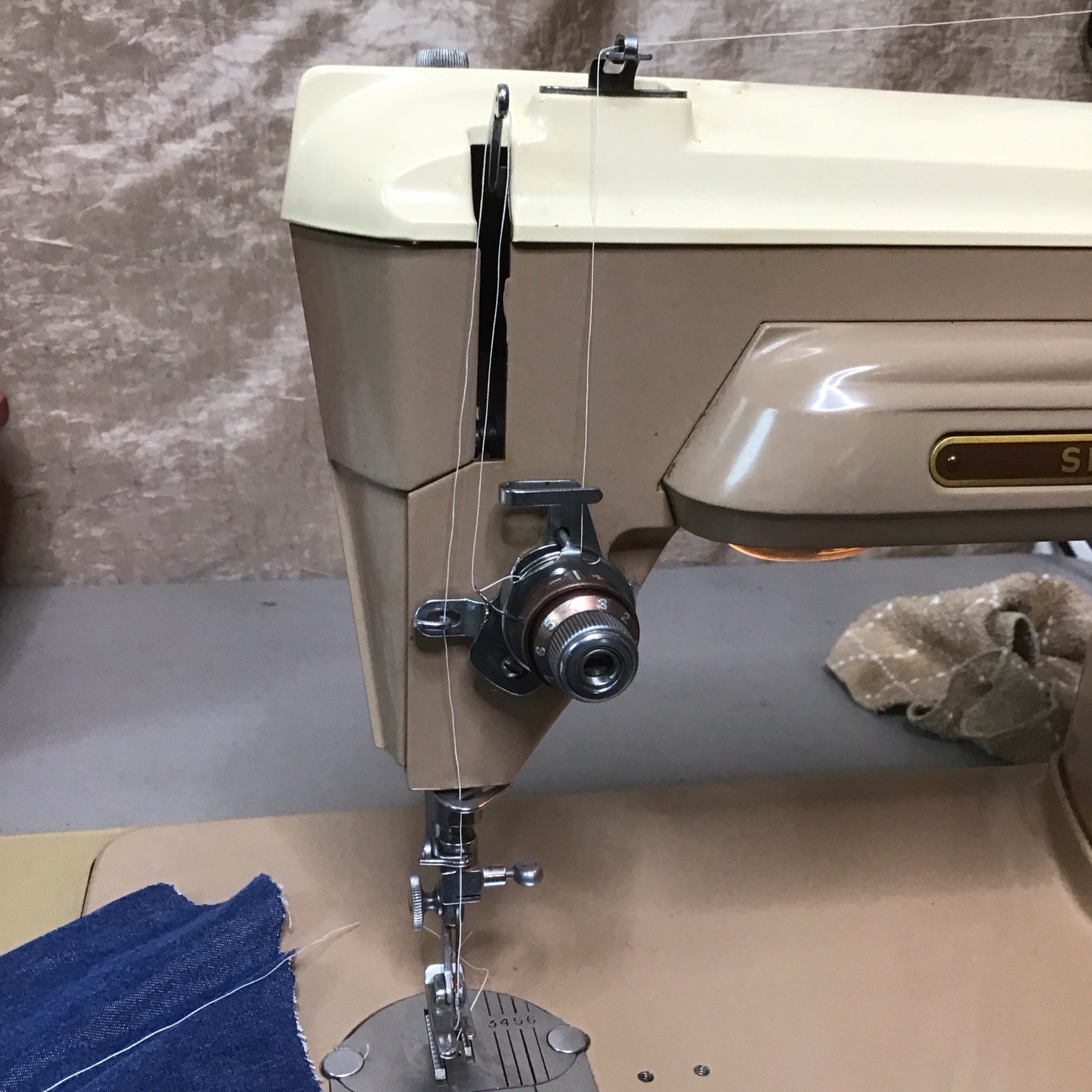 Vintage Singer 404A Sewing Machine With Case
